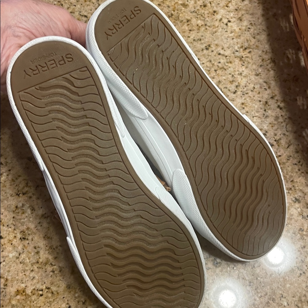 Sperry Topsiders Cream Canvas with Tan Leather Laces - Like New! Size 7 - Picture 9 of 12